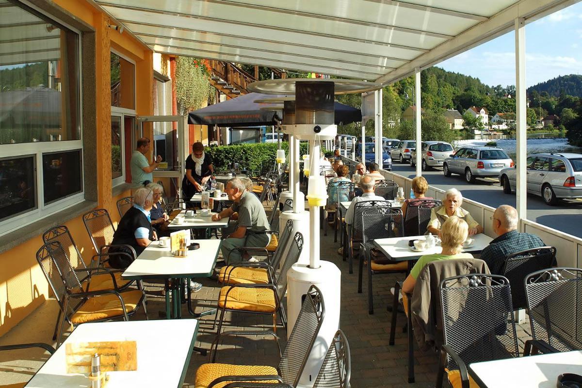 Hotel Am Schlossberg Ziegenrück Extérieur photo