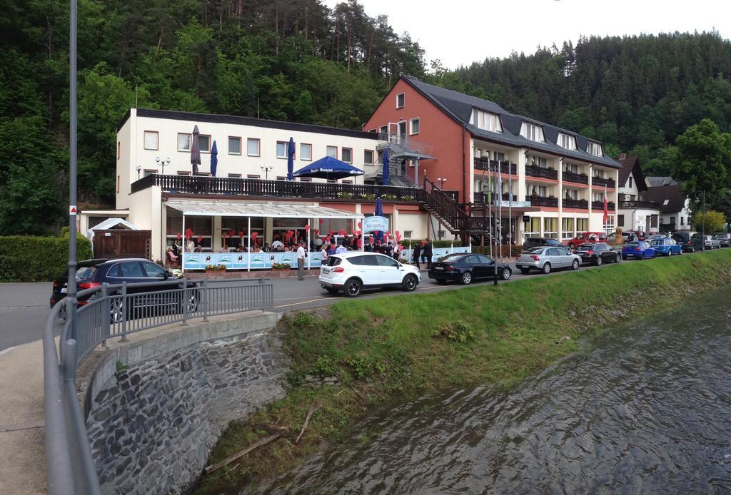 Hotel Am Schlossberg Ziegenrück Extérieur photo